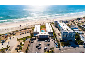 111 N Atlantic Ave, New Smyrna Beach, FL 32169, Sold 07/27/23