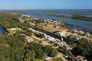 463 Sioux Blvd, Oak Hill, FL 32759, Sold 06/16/23