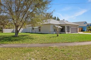 201 Falcon Ave, Edgewater, FL 32141, Sold 03/28/23