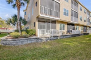 468 Bouchelle Dr, New Smyrna Beach, FL 32169, Sold 09/27/23
