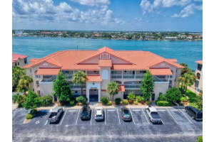 448 Bouchelle DRIVE, NEW SMYRNA BEACH, FL 32169 Sold 02/29/24