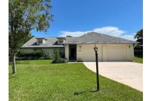 80 Club House BOULEVARD, NEW SMYRNA BEACH, FL 32168 Sold 05/06/24