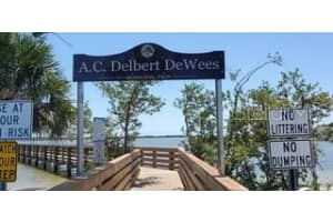 129 Canal AVENUE, OAK HILL, FL 32759 - MLS#MFRNS1077529