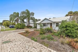 515 Pine STREET, NEW SMYRNA BEACH, FL 32169 Sold 11/15/24