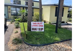 89 HEATHER POINT COURT, NEW SMYRNA BEACH, FL 32169 Sold 05/15/24