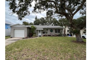 806 E 2nd Ave, NEW SMYRNA BEACH