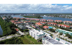 418 BOUCHELLE DRIVE, NEW SMYRNA BEACH, FL 32169 Sold 05/06/24