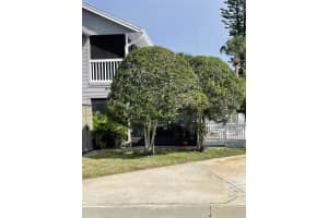 148 BREEZEWAY COURT, NEW SMYRNA BEACH, FL 32169 Sold 10/04/24