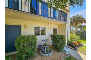 805 SCHOOLWAY AVENUE, NEW SMYRNA BEACH, FL 32169 Sold 04/30/24