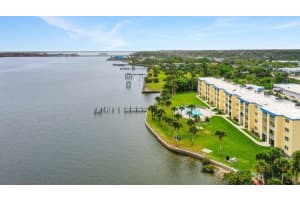 3131 RIDGEWOOD AVENUE, SOUTH DAYTONA, FL 32119 Sold 11/08/24