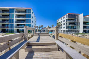 6727 TURTLEMOUND ROAD, NEW SMYRNA BEACH, FL 32169 Sold 09/19/24