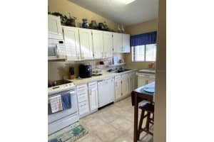 151 BREEZEWAY COURT, NEW SMYRNA BEACH, FL 32169 Sold 06/12/25