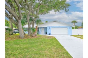504 COOPER STREET, NEW SMYRNA BEACH, FL 32169 Sold 10/31/24