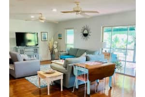 10 FAIRWAY CIRCLE, NEW SMYRNA BEACH, FL 32168 Sold 07/31/24