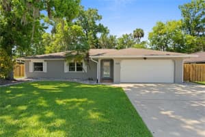 909 Bentwood Ln #1, PORT ORANGE