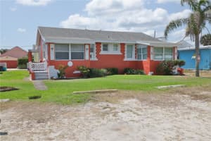 835 24TH AVENUE, NEW SMYRNA BEACH, FL 32169 Sold 11/07/24