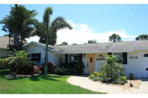 4606 Doris Dr, NEW SMYRNA BEACH