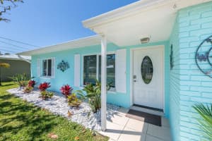 632 GOODWIN AVENUE, NEW SMYRNA BEACH, FL 32169 Sold 05/09/25