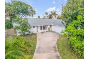 207 FRANCIS DRIVE, EDGEWATER, FL 32132 Sold 09/23/24