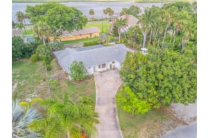 207 FRANCIS DRIVE, EDGEWATER, FL 32132 Sold 09/23/24