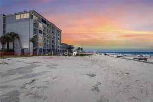 935 ATLANTIC AVENUE, DAYTONA BEACH, FL 32118 Sold 06/11/25