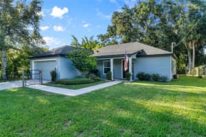 300 OSTEEN MAYTOWN ROAD, OSTEEN, FL 32764 Sold 01/14/25