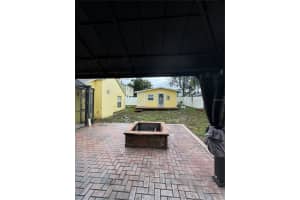 1090 HANFORD DRIVE, DELTONA, FL 32738 Sold 09/30/24