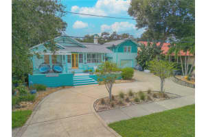 412 S Peninsula Ave, NEW SMYRNA BEACH