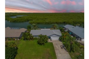 210 QUAY ASSISI, NEW SMYRNA BEACH, FL 32169 Sold 10/16/24