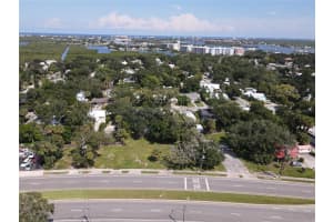523 DIXIE FREEWAY, NEW SMYRNA BEACH, FL 32168 Sold 05/05/25