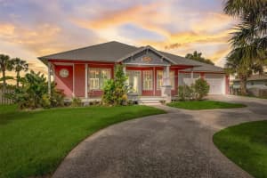 300 Quay Assisi Ct, NEW SMYRNA BEACH
