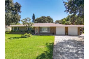 813 E 13th Ave, NEW SMYRNA BEACH