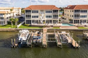 273 MIDDLE WAY, NEW SMYRNA BEACH, FL 32169 - MLS#MFRNS1082688