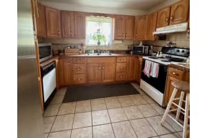 1035 S STATE ROAD 415, NEW SMYRNA BEACH, FL 32168 Sold 08/28/25