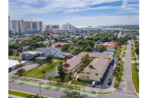 400 OAKRIDGE BOULEVARD, DAYTONA BEACH, FL 32118 Sold 03/04/25