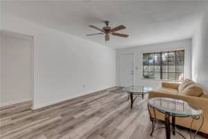 526 LIVE OAK STREET, EDGEWATER, FL 32132 Sold 05/16/25