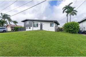 2537 MARATHON LANE, FORT LAUDERDALE, FL 33312 - MLS#MFRNS1082949