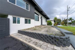 2537 MARATHON LANE, FORT LAUDERDALE, FL 33312 - MLS#MFRNS1082949