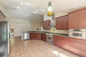 307 LEONI STREET, NEW SMYRNA BEACH, FL 32168 Sold 12/16/24