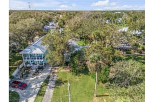 520 RIVERSIDE DRIVE, NEW SMYRNA BEACH, FL 32168 Sold 03/18/25