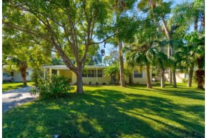132 ELLISON AVENUE, NEW SMYRNA BEACH, FL 32168 Sold 02/10/25