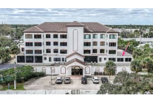 200 S Riverside Dr #2010, NEW SMYRNA BEACH