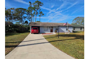 924 LAKE AVENUE, EDGEWATER, FL 32132 Sold 01/16/25