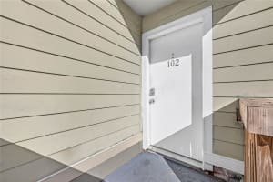 102 SCOTTSDALE SQUARE, WINTER PARK, FL 32792 Sold 01/03/25