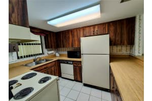 125 BOYNTON BOULEVARD, DAYTONA BEACH SHORES, FL 32118 Sold 01/13/25