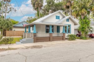 208 DOUGLAS STREET, NEW SMYRNA BEACH, FL 32168 Sold 05/29/25