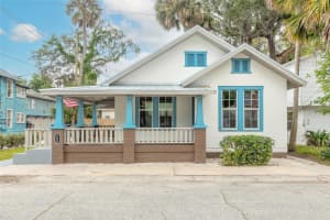 208 DOUGLAS STREET, NEW SMYRNA BEACH, FL 32168 Sold 05/29/25