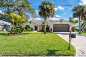 831 EVERGREEN STREET, NEW SMYRNA BEACH, FL 32169 Sold 04/07/25