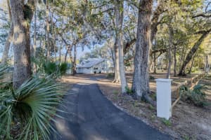 555 Wildwood Dr, NEW SMYRNA BEACH