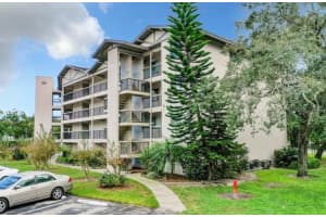 1036 BONAIRE DRIVE, ALTAMONTE SPRINGS, FL 32714 - MLS#MFRNS1083577